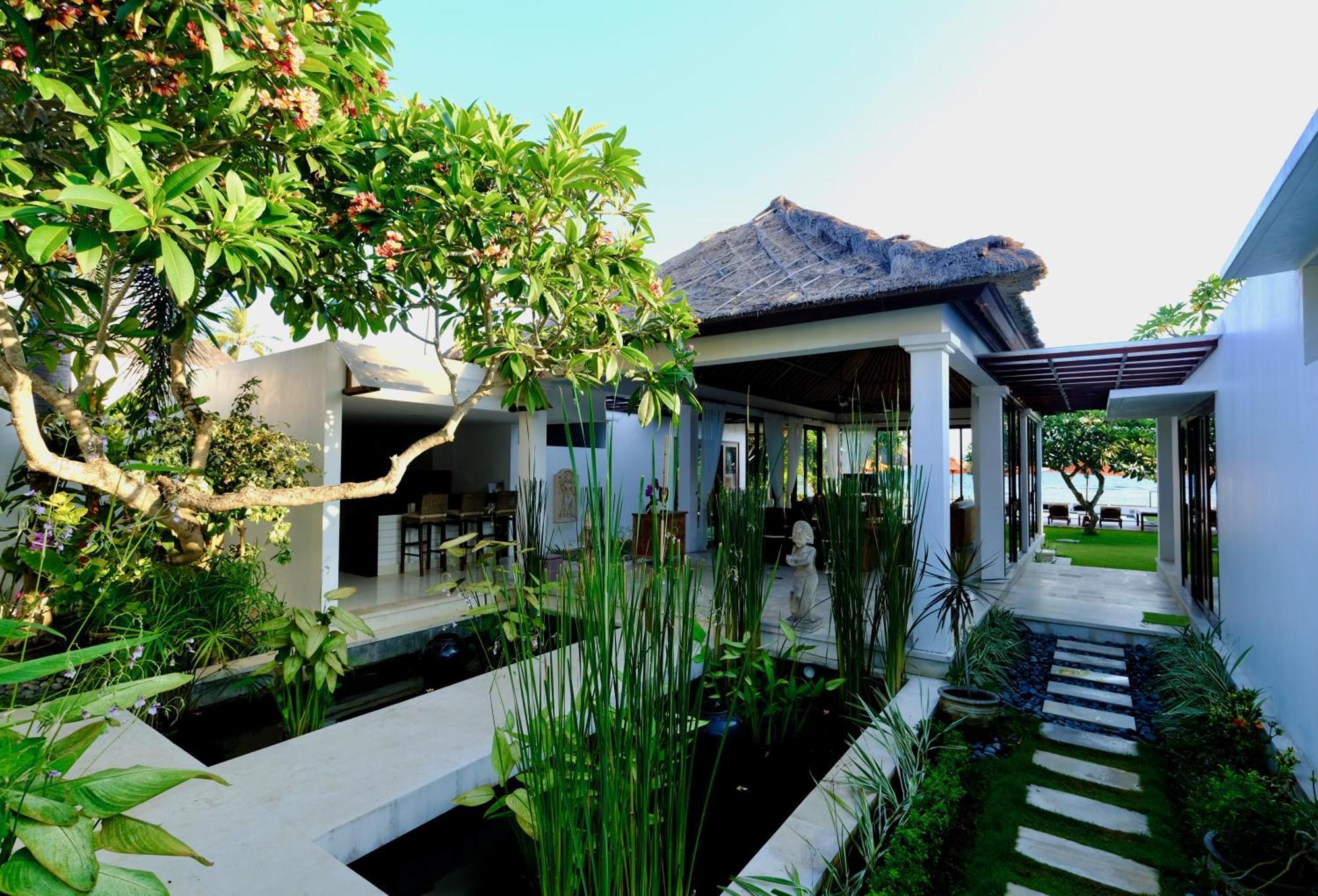 Villa Kaniksa Candi Dasa  Exterior photo